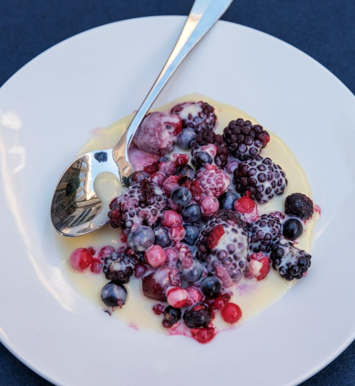 0046 - 2016 - Quod Restaurant & Bar - Oxford - High Res - Food Mixed Berries - Web Feature