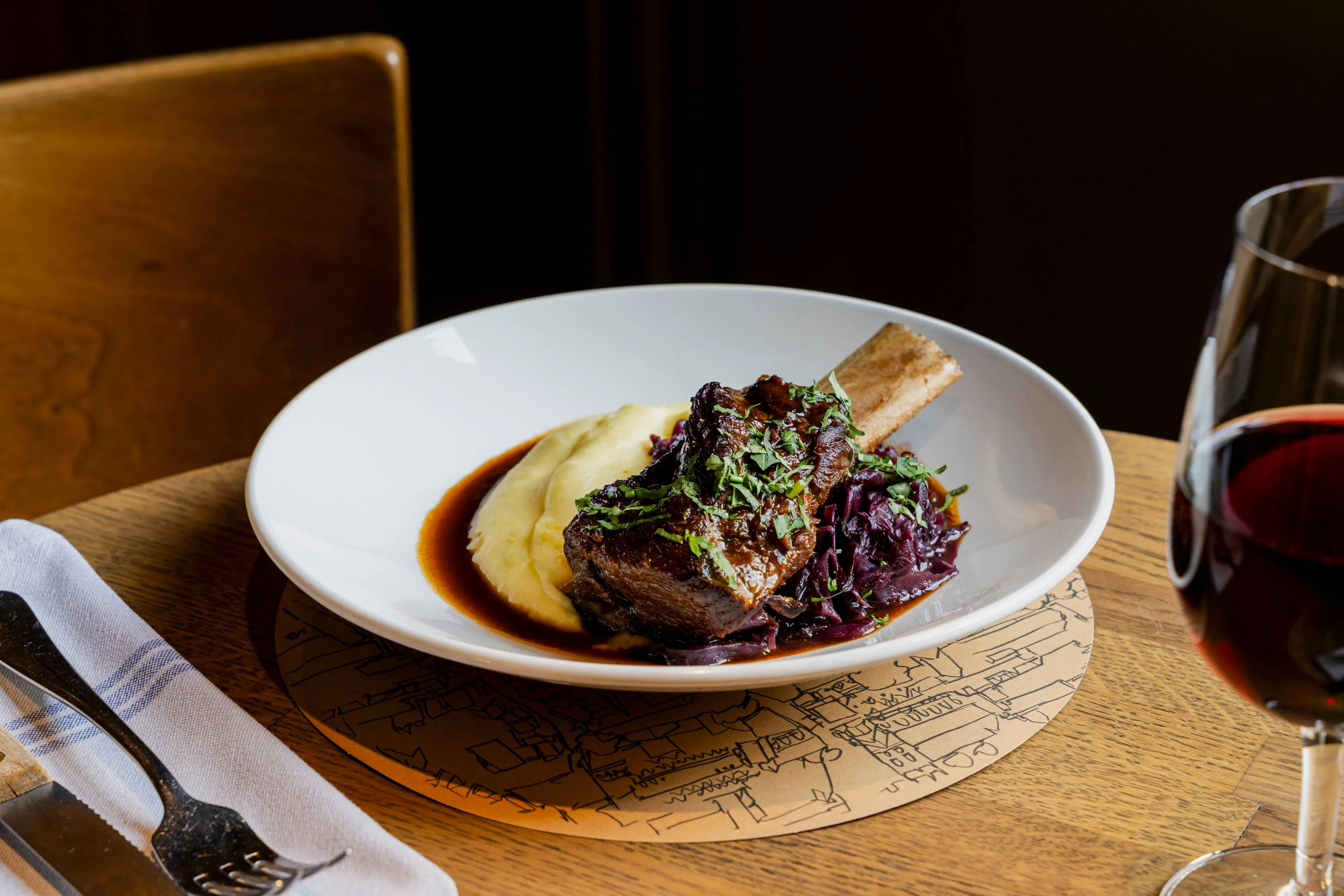 A7R00422 - 2023 - Quod Restaurant & Bar - Oxford - High res - Autumn Food Main Beef Short Rib Red Wine - Web Hero