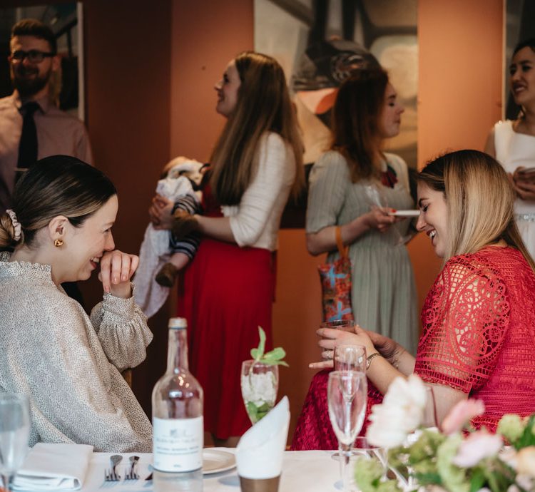 Connie&Andrewcolour-235 - 2022 - Quod Restaurant & Bar - Oxford - High Res - Red Room Private Dining Wedding Celebration Friends Family - Web Feature