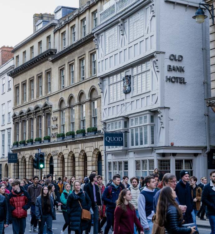 A7R02019 - 2023 - High Street - Oxford - High Res - May Morning Celebration Old Bank Hotel - Web Feature